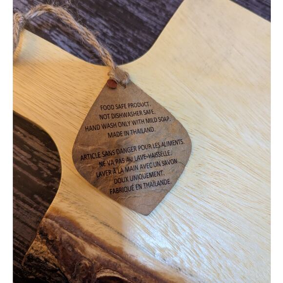 Live Edge Acacia Wood Charcuterie/Cutting/Cheese Board Made in Thailand NWT - Picture 6 of 7